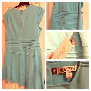 Beautiful Jennifer Lopez Midi Sleeveless dress